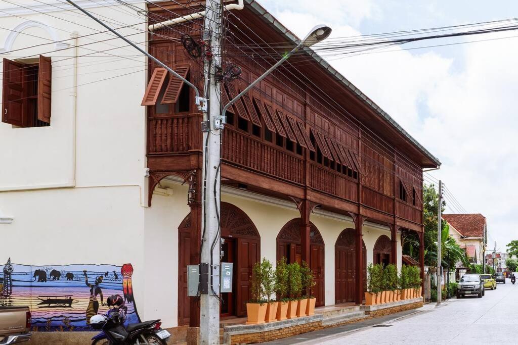 Solo - Fong Lee Cc Lampang Walking Street公寓 外观 照片